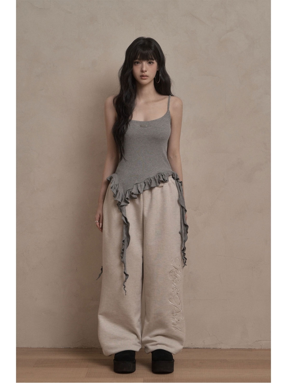 Musinsa KhakiPoint Ruffle Layered Tank Top - Gray - NWT